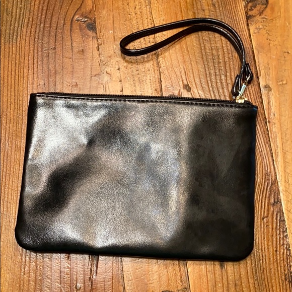 Victoria secret small zip bag - Picture 3 of 4